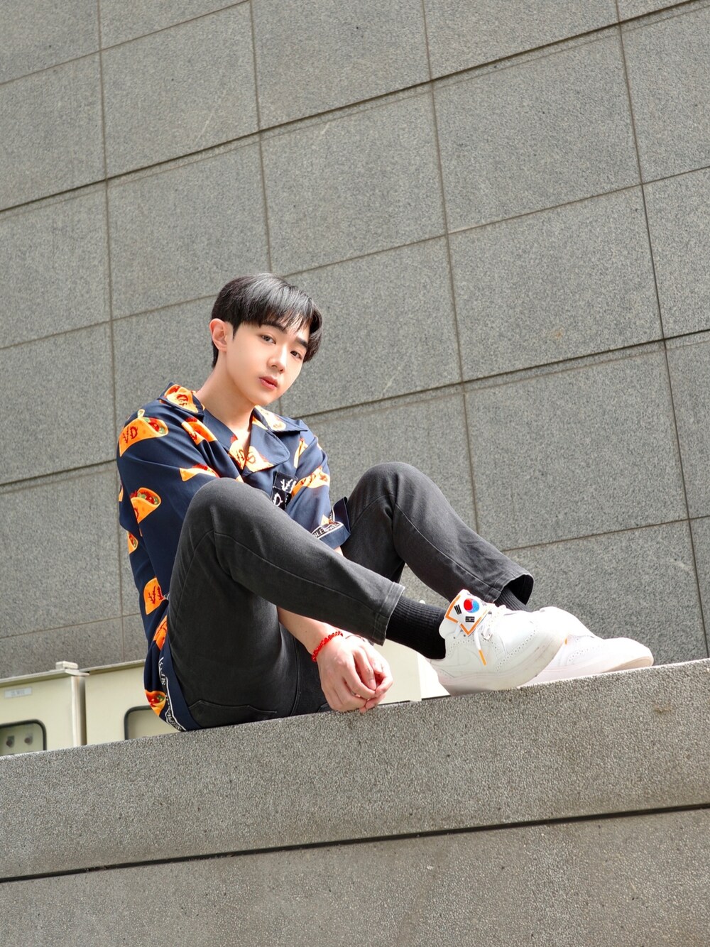 「ootd」｜「PEACEMINUSONEのアイテム（シューズ、ホワイト系）」を使った、Haochanghxxさん（メンズ・165cm）の春コーディネートの1枚目の写真