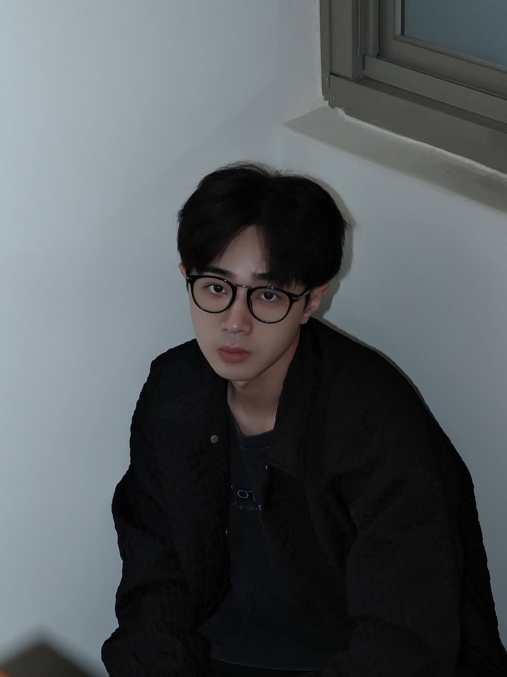 「ootd、FUDGEBOYのトラッドスタイル」｜「AMBUSHのアイテム（ジャケット/アウター、ブラック系）」を使った、Haochanghxxさん（メンズ・165cm）の春コーディネートの1枚目の写真