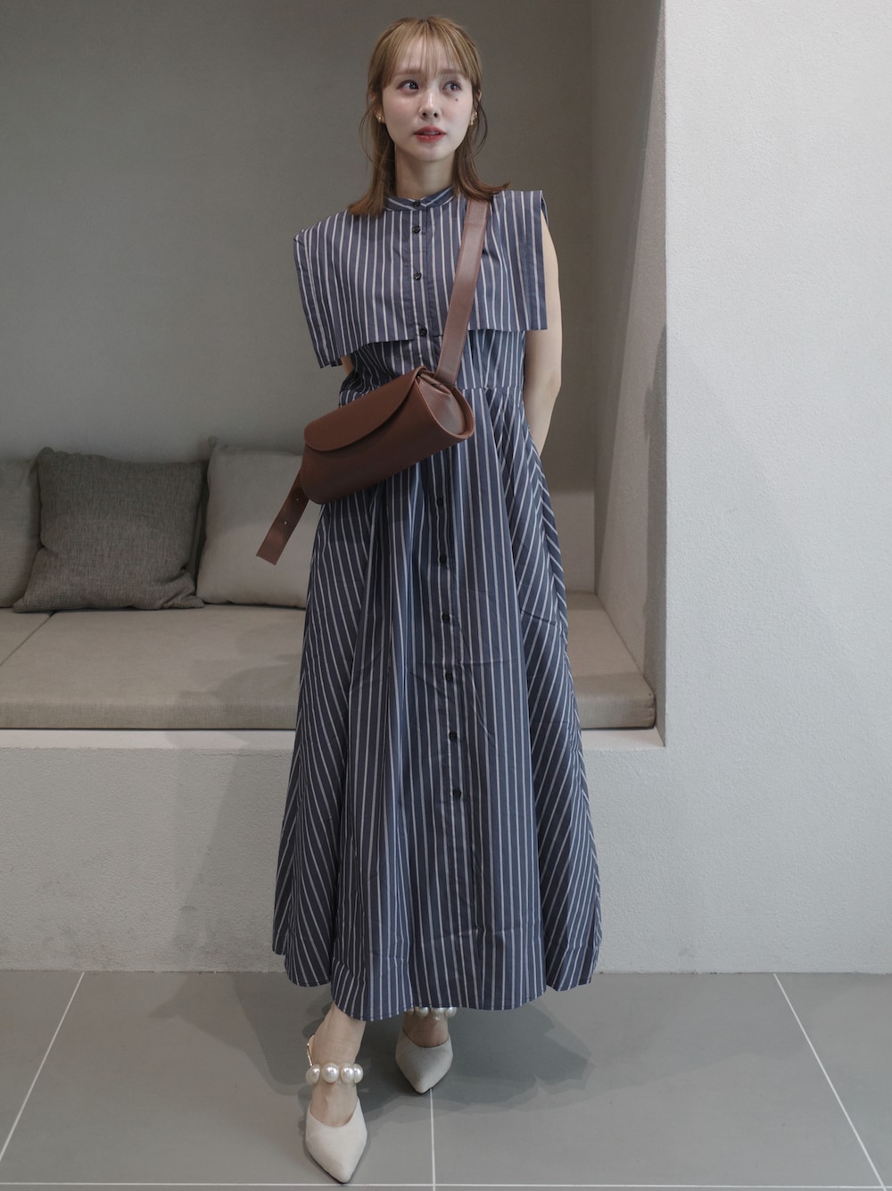 「柄シャツ、ストライプシャツ、ラクチンコーデ」｜「N WITH.のケープシャツワンピース（ワンピース、その他）」を使った、前田希美さん（骨格ウェーブ・レディース・158cm）の夏コーディネートの1枚目の写真