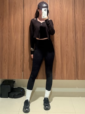「XEXYMIX（ゼクシィミックス）のアイテム（パンツ、ブラック系）」を使った、前田希美さん（レディース・159cm）の春コーディネート