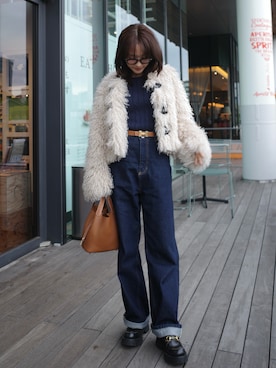 「アイテム（メガネ）」を使った、前田希美さん（レディース・159cm）の秋コーディネート