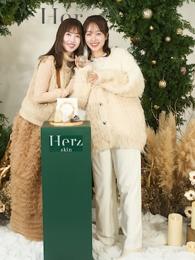 「アイテム（ヘアゴム）」を使った、前田希美さん（レディース・159cm）の秋コーディネート