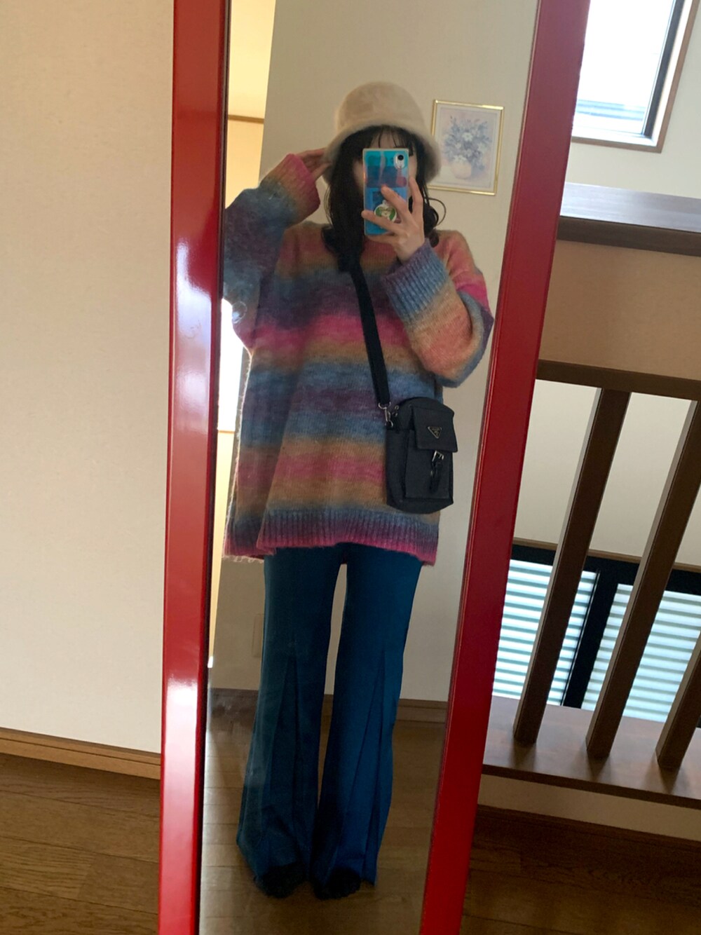 「PRADAのアイテム（ショルダーバッグ、ブラック系）」を使った、chihonnuさん（レディース・154cm）の秋コーディネートの1枚目の写真