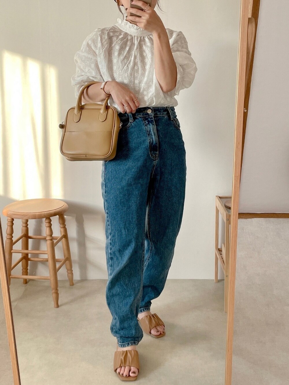 「aimohaのシンプルハンドバッグ（ハンドバッグ、ベージュ系）」を使った、yumi.さん（レディース・151cm）の夏コーディネートの1枚目の写真