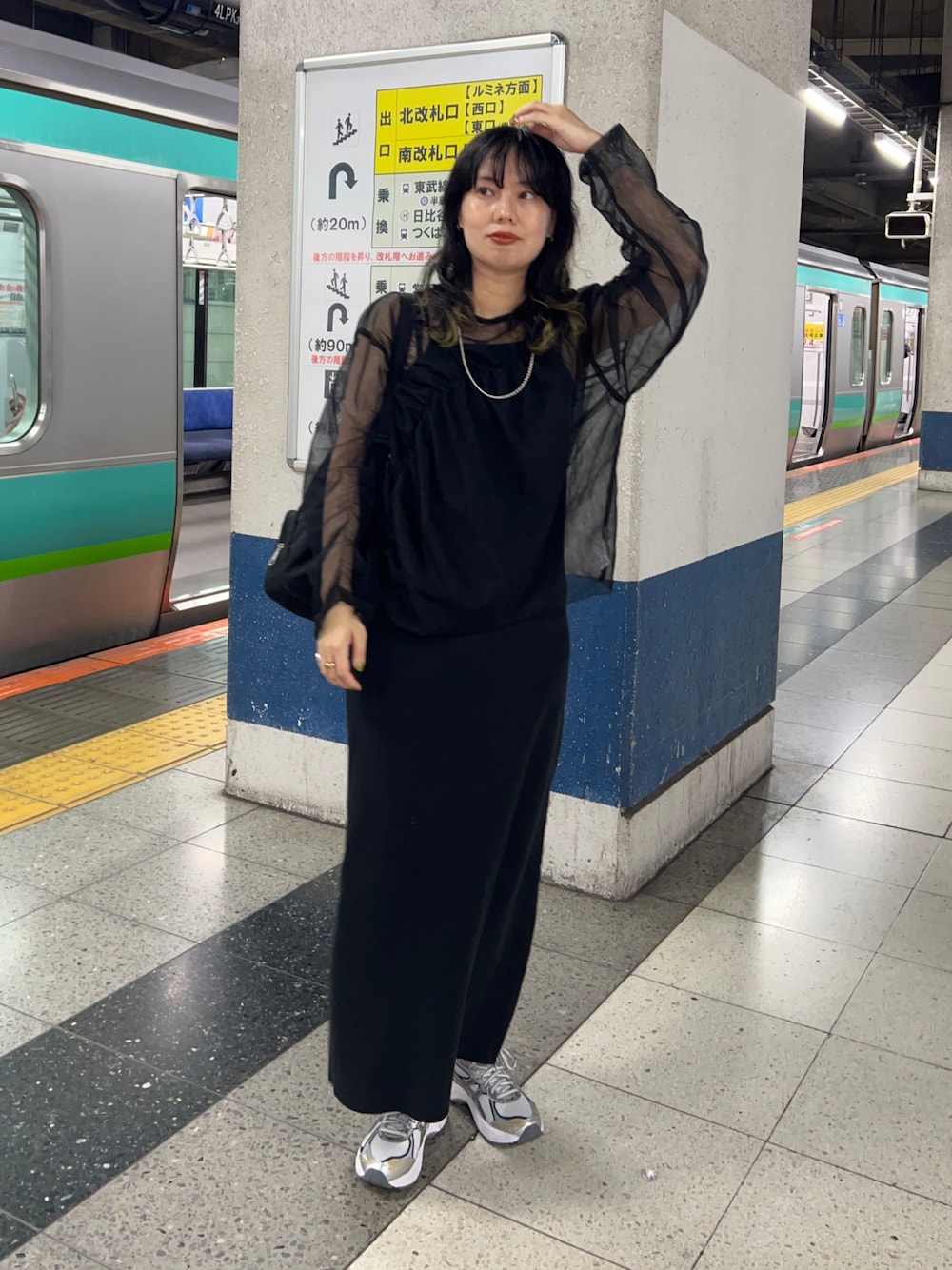 TOKUMURA_161cm(SHENERY有楽町店)｜ASICSのスニーカーを使った