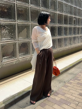 「SHENERY（シーナリー）のアイテム（Tシャツ/カットソー、ホワイト系）」を使った、TOKUMURA_161cmさん（レディース・161cm）の夏コーディネート