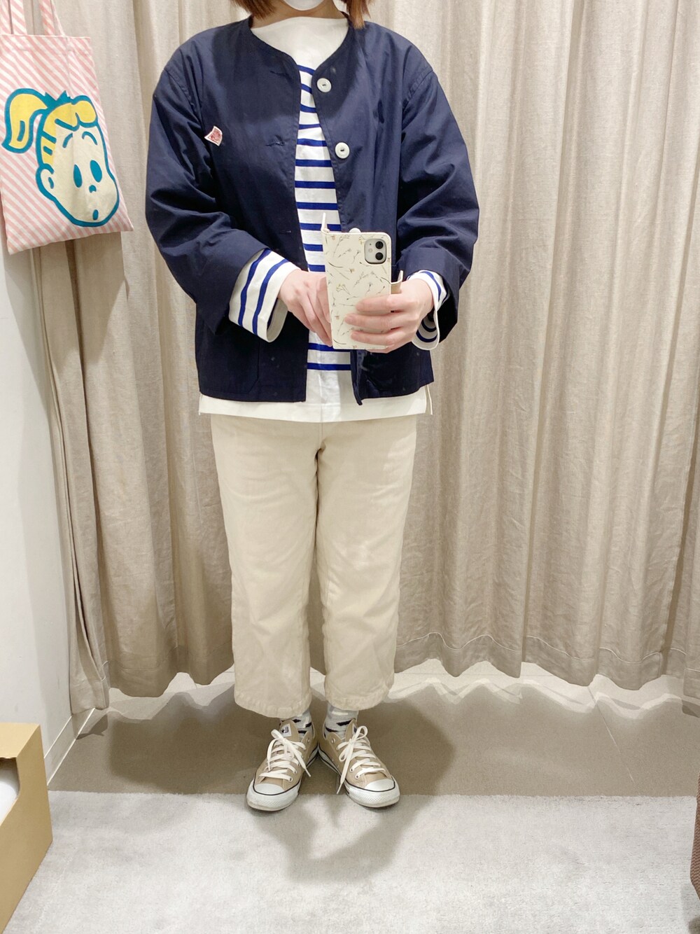 「シンプルコーデ、オトナカジュアル、パンツスタイル、カジュアル、スニーカーコーデ、春コーデ、コンバース、Danton、MHL.、しましま、green label relaxing、マリンコーデ」｜「MHL.のWOOL COTTON HEAVY TWILL（その他パンツ、ベージュ系）」を使った、あか＊さん（レディース・161cm）の春コーディネートの1枚目の写真