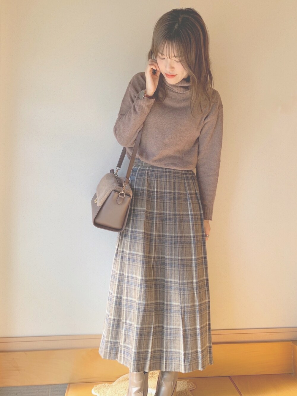 「オトナ女子、プチプラコーデ、チェック柄に恋してる、大人コーデ、しまむら、お久しぶりです」｜「しまむらのアイテム（ニット/セーター、ピンク系）」を使った、ゆかさん（レディース・164cm）の秋コーディネートの1枚目の写真