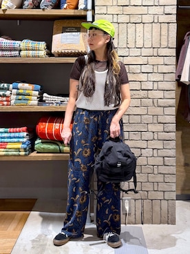 「niko and...（ニコアンド）のソフトチュールシアーTシャツ（Tシャツ/カットソー、ブラック系）」を使った、K2aさん（レディース・161cm）の夏コーディネート