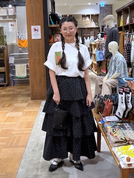 「niko and...（ニコアンド）のアイテム（スカート）」を使った、K2aさん（レディース・161cm）の夏コーディネート