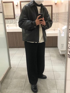 「Gosha Rubchinskiy（ゴーシャラブチンスキー）のアイテム（スウェット）」を使った、Yuichiさん（メンズ・171cm）の冬コーディネート