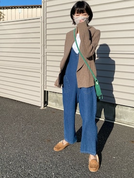 「緑」｜「アイテム（オールインワン・サロペット）」を使った、anna.さん（レディース・161cm）の冬コーディネート