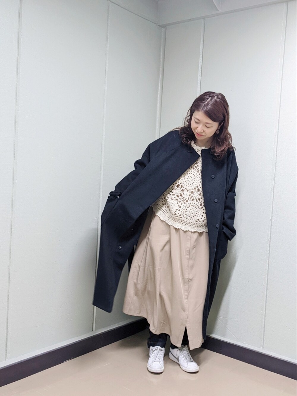 「オトナ女子、冬、ootd、ラクチンコーデ、カジュアル、低身長コーデ、オトナカジュアル、アウター、ノーカラーコート、ベスト、いいね、save、フォローお願いします🤑、ベストコーデ、ベスト×ワンピース、pualcecin、ピュアルセシン」｜「PUAL CE CINの製品染めプリントワンピース（ワンピース、ベージュ系）」を使った、masumoさん（レディース・155cm）の冬コーディネートの1枚目の写真