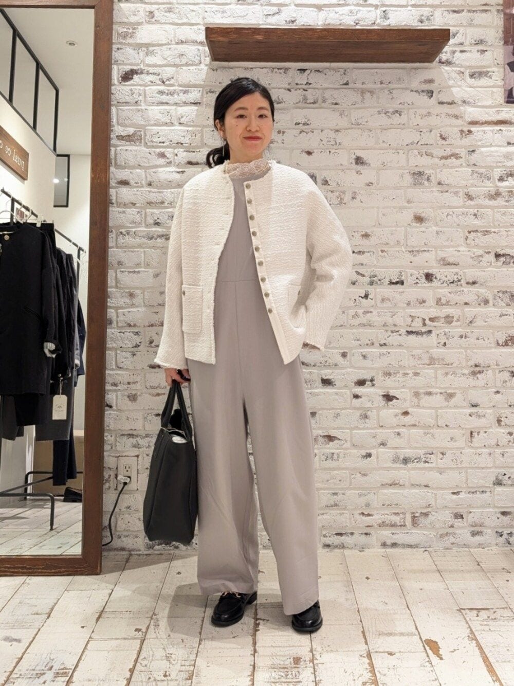 「大人コーデ、キレイめコーデ、オトナ女子、きれいめコーデ、ピュアルセシン、セレモニー、セレモニーコーデ、セレモニースタイル、セレモニー服、入卒園式コーデ、入卒園コーデ、お呼ばれスタイル、お呼ばれコーデ、お呼ばれコーディネート」｜「PUAL CE CINのスラブツイード ノーカラージャケット（ノーカラージャケット、ホワイト系）」を使った、masumoさん（レディース・155cm）の春コーディネートの1枚目の写真