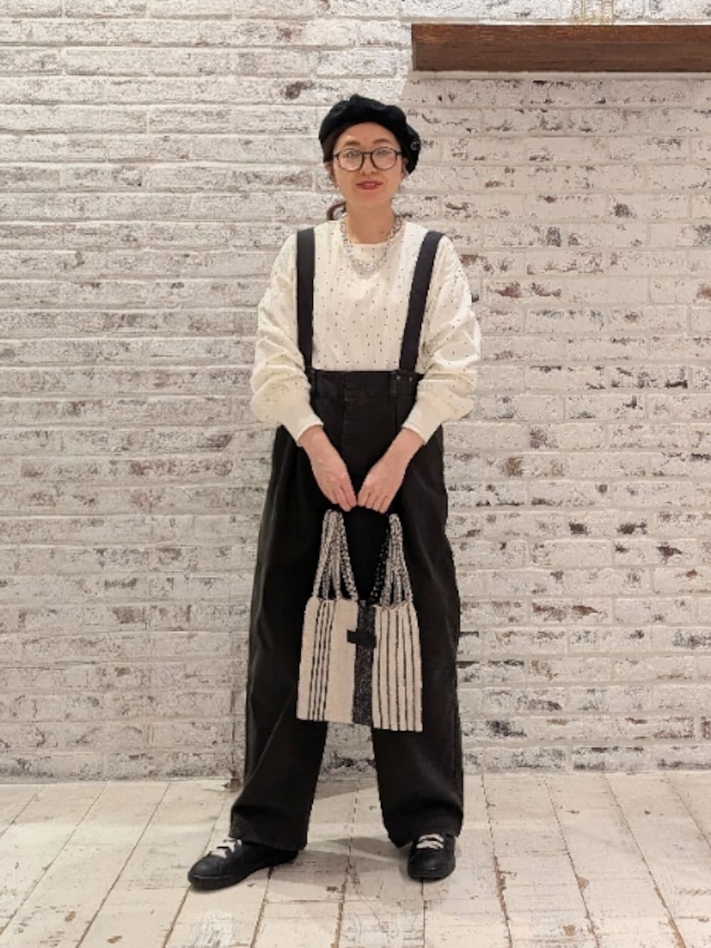 「カジュアルスタイル、シンプルスタイル、休日スタイル、ゆるコーデ、大人かわいい、冬服コーデ、冬、低身長女子、大人コーデ、オトナ女子、ピュアルセシン、pualcecin、adidas、春まで着られる」｜「PUAL CE CINのレイヤードプルオーバーブラウス（シャツ/ブラウス、その他）」を使った、masumoさん（レディース・155cm）の冬コーディネートの1枚目の写真