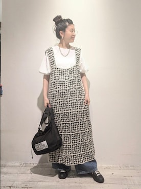 「THEATRE PRODUCTS（シアタープロダクツ）のアイテム（ショルダーバッグ）」を使った、masumoさん（レディース・155cm）の夏コーディネート