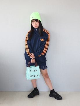 「アイテム（バッグ）」を使った、Neneneさん（キッズ・144cm）の秋コーディネート