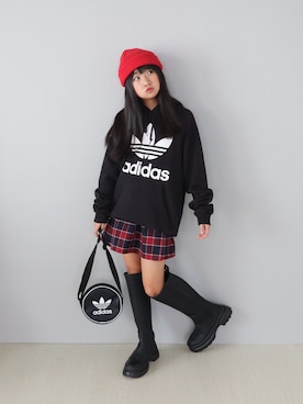 「アイテム（パーカー）」を使った、Neneneさん（キッズ・135cm・10代）の冬コーディネート