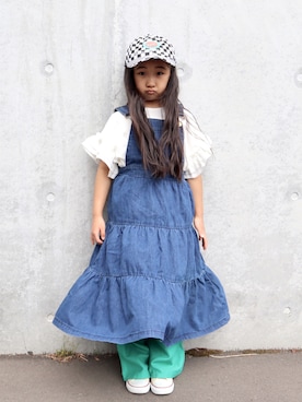 「アイテム（ジャンパースカート）」を使った、Neneneさん（キッズ・110cm）の春コーディネート