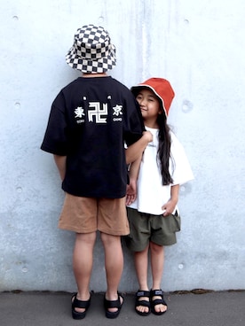 「＆yam（アンドヤム）のアイテム（パンツ）」を使った、Neneneさん（キッズ・110cm）の春コーディネート