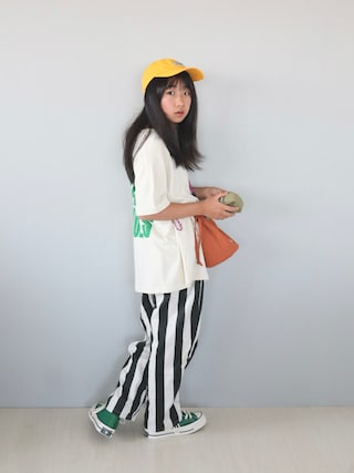 「LOWRYS FARM（ローリーズファーム）のアソートプリントワンピースＳＳ　656757（Tシャツ/カットソー）」を使った、Neneneさん（キッズ・142cm）の夏コーディネート