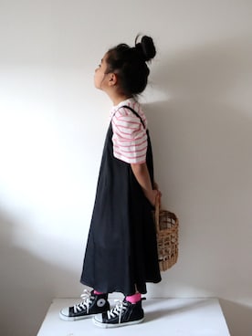 「アイテム（ジャンパースカート）」を使った、Neneneさん（キッズ・110cm）の夏コーディネート