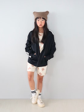 「アイテム（ジャージ）」を使った、Neneneさん（キッズ・132cm）の夏コーディネート