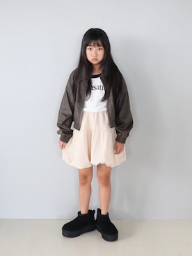 「アイテム（ブーツ）」を使った、Neneneさん（キッズ・133cm）の秋コーディネート
