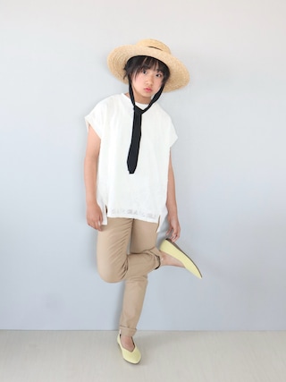「ikka（イッカ）の【親子コーデ】冷感フロントレース切り替えプルオーバー（130~160cm）（Tシャツ/カットソー）」を使った、Neneneさん（キッズ・140cm）の夏コーディネート