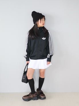 「アイテム（帽子）」を使った、Neneneさん（キッズ・137cm）の春コーディネート