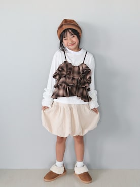 「アイテム（スカート）」を使った、Neneneさん（キッズ・133cm）の秋コーディネート