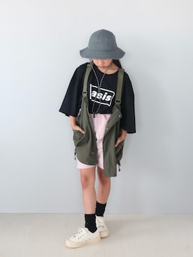 「antiqua（アンティカ）のキッズハントベスト（ベスト）」を使った、Neneneさん（キッズ・132cm）の夏コーディネート