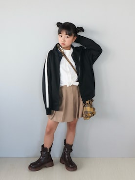 「アイテム（バッグ）」を使った、Neneneさん（キッズ・133cm）の秋コーディネート