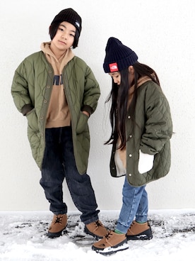 「アイテム（ブーツ、ブラウン系）」を使った、Neneneさん（キッズ・110cm）の冬コーディネート