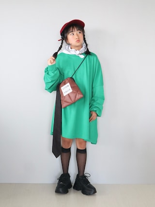 「wee9s(ウィークス)のsuper loose light sweatee / スーパールーズライトスウェッティー(Tシャツ/カットソー)」を使った、Neneneさん(キッズ・142cm)の秋コーディネート
