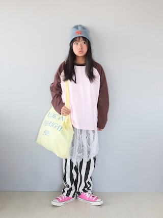 「PILIT(ピリット)のロゴBIG トートBAG(トートバッグ)」を使った、Neneneさん(キッズ・144cm)の秋コーディネート