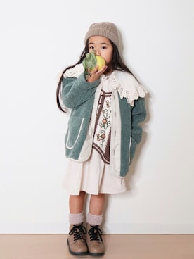 「アイテム（ベスト）」を使った、Neneneさん（キッズ・110cm）の秋コーディネート