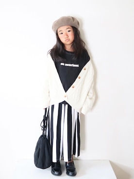 「アイテム（カーディガン/ボレロ、ホワイト系）」を使った、Neneneさん（キッズ・110cm）の秋コーディネート