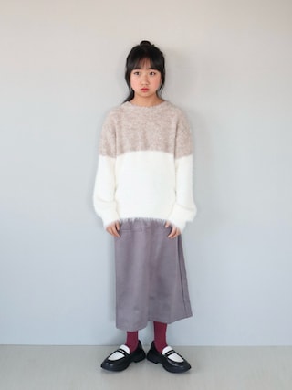 「ikka（イッカ）の【親子コーデ】ブークレーフェザー切り替えニット（120~160cm）（ニット/セーター）」を使った、Neneneさん（キッズ・135cm）の冬コーディネート