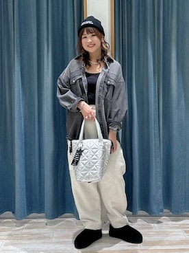 「アイテム（スウェットパンツ）」を使った、akariさん（レディース・161cm・30代）の秋コーディネート