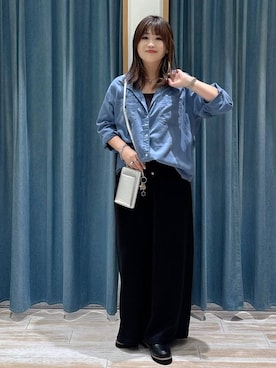 「アイテム（財布）」を使った、akariさん（レディース・161cm）の秋コーディネート