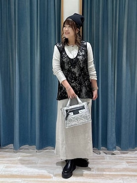 「アイテム（ブレスレット）」を使った、akariさん（レディース・161cm・30代）の秋コーディネート