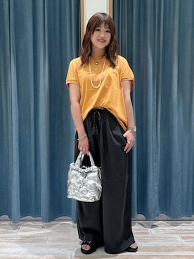 「BAYFLOW（ベイフロー）のテンセルワイドパンツ（その他パンツ、グレー系）」を使った、akariさん（レディース・161cm）の春コーディネート