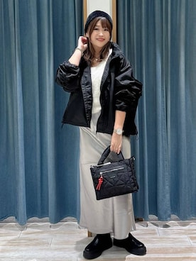 「アイテム（ジャケット/アウター）」を使った、akariさん（レディース・161cm・30代）の秋コーディネート