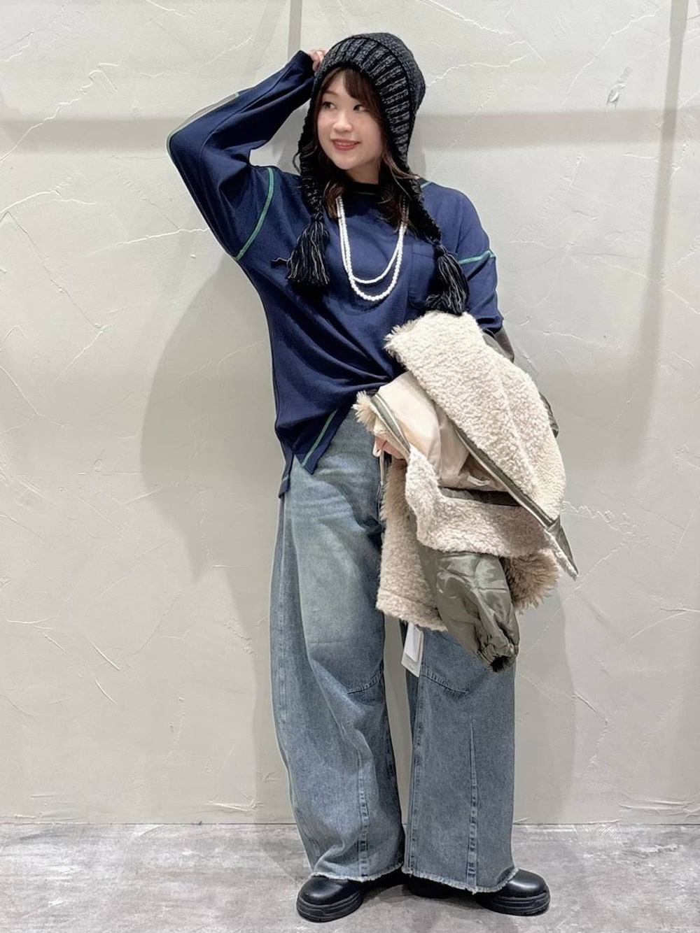 オリジナルユキノミミツキニット帽を使った人気ファッション