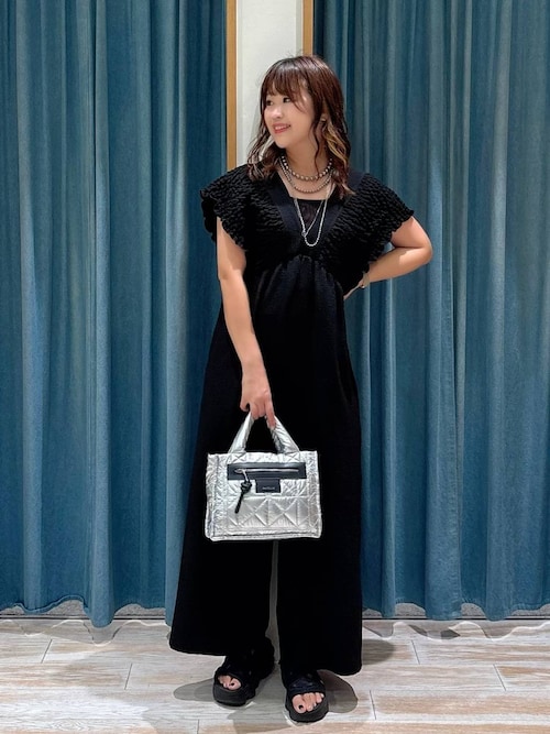 【bijorie】カップ付きバッククロスキャミ／NEW BASIC 25SS
