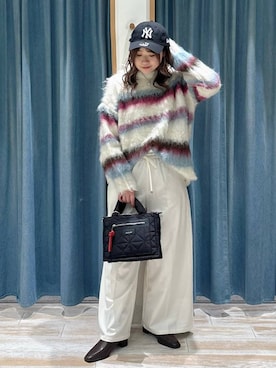 「アイテム（アクセサリー、グレー系）」を使った、akariさん（レディース・161cm）の冬コーディネート