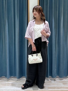 「bijorie（ビジュリィ）の【bijorie】カップ付きバッククロスキャミ／NEW BASIC 25SS（インナーウェア/肌着、ホワイト系）」を使った、akariさん（レディース・161cm）の春コーディネート