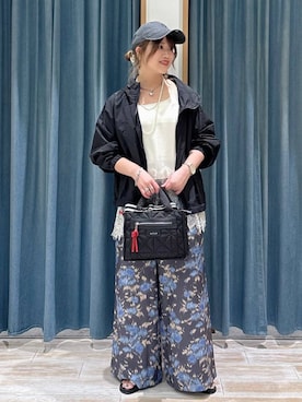 「BAYFLOW（ベイフロー）のアイテム（バッグ）」を使った、akariさん（レディース・161cm）の春コーディネート