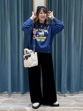 「BAYFLOW（ベイフロー）のアイテム（ショルダーバッグ）」を使った、akariさん（レディース・161cm）の秋コーディネート